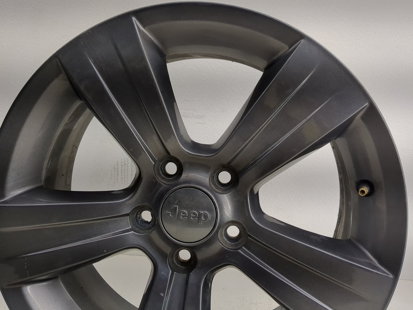 2011-2017 Jeep Patriot Oem Wheel Rim - Oemusedautoparts1.com