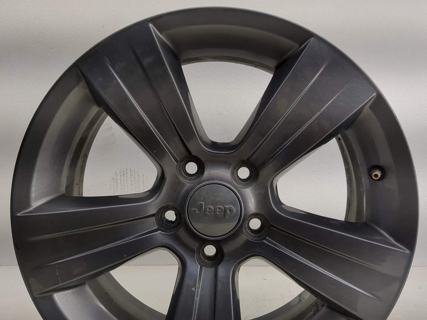 2011-2017 Jeep Patriot Oem Wheel Rim - Oemusedautoparts1.com