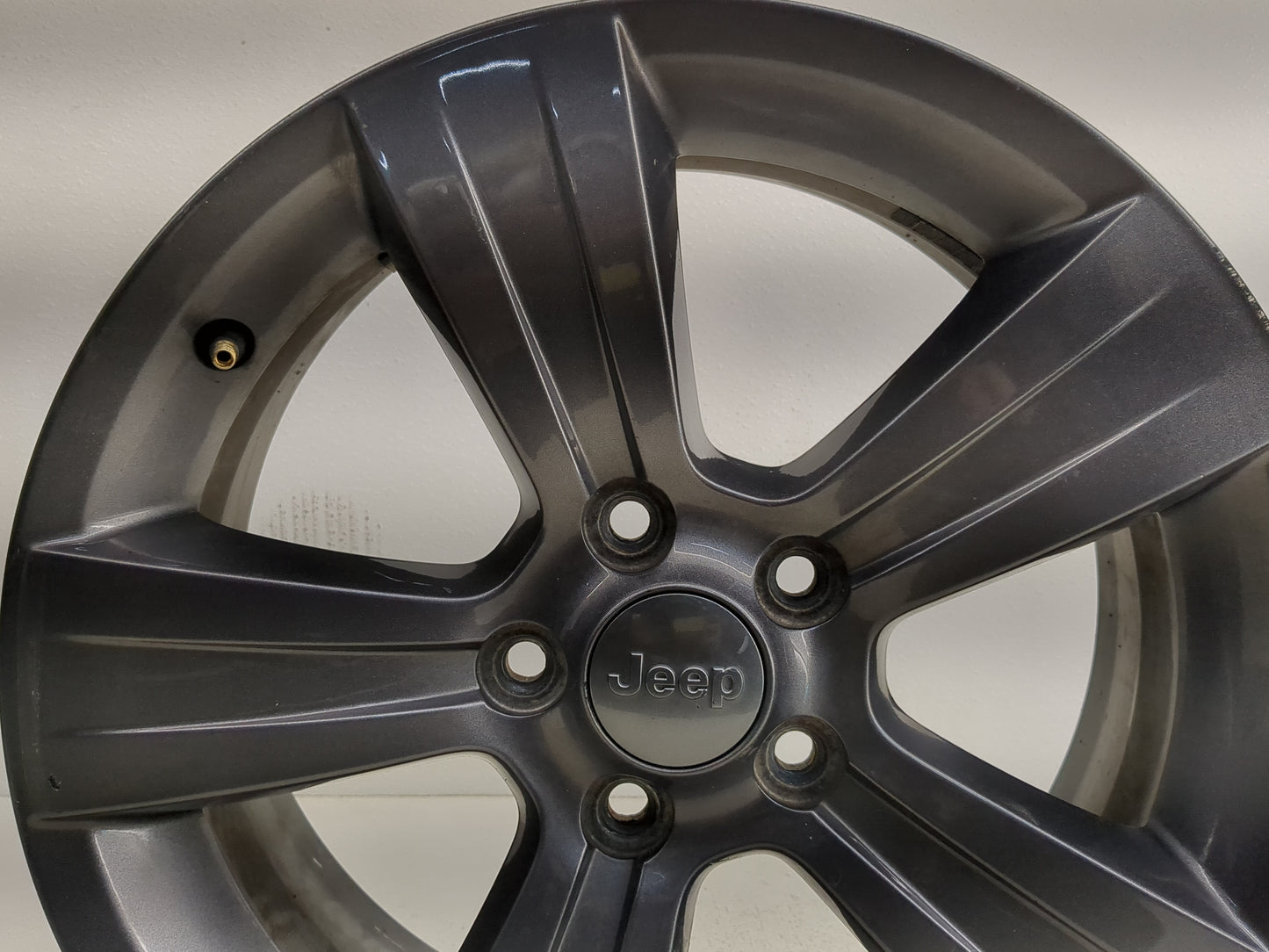 2011-2017 Jeep Patriot Oem Wheel Rim - Oemusedautoparts1.com