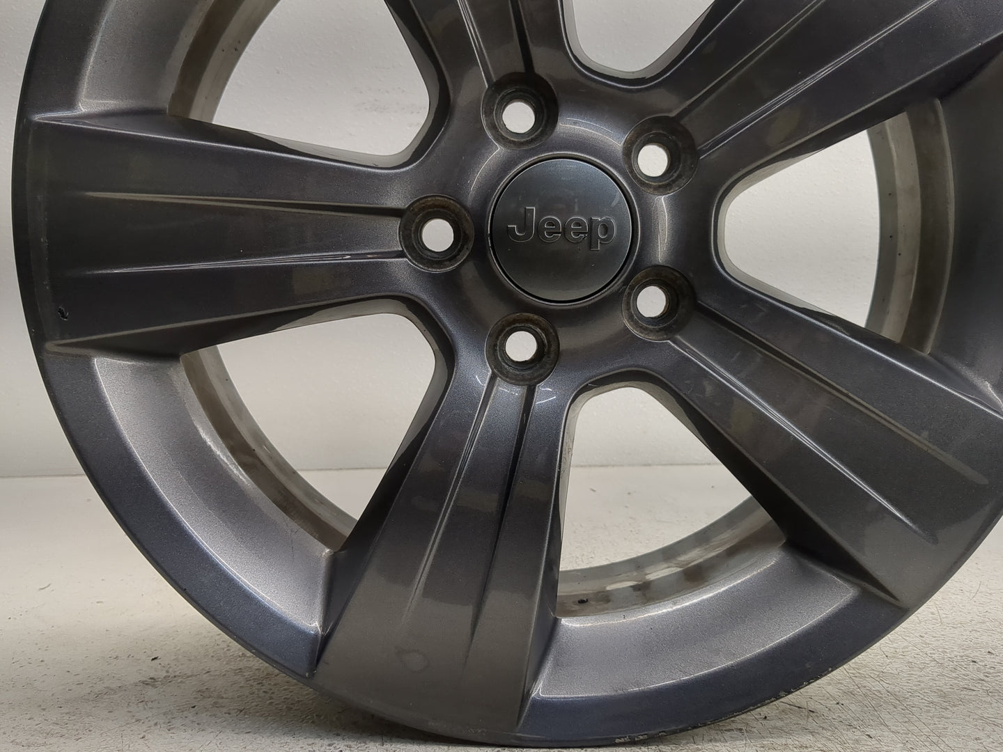 2011-2017 Jeep Patriot Oem Wheel Rim - Oemusedautoparts1.com