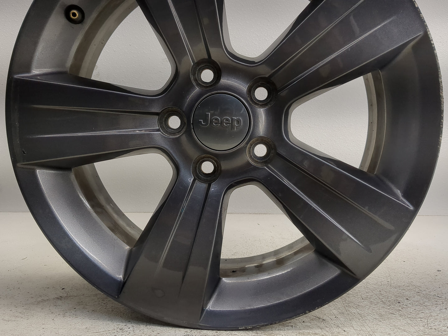 2011-2017 Jeep Patriot Oem Wheel Rim - Oemusedautoparts1.com