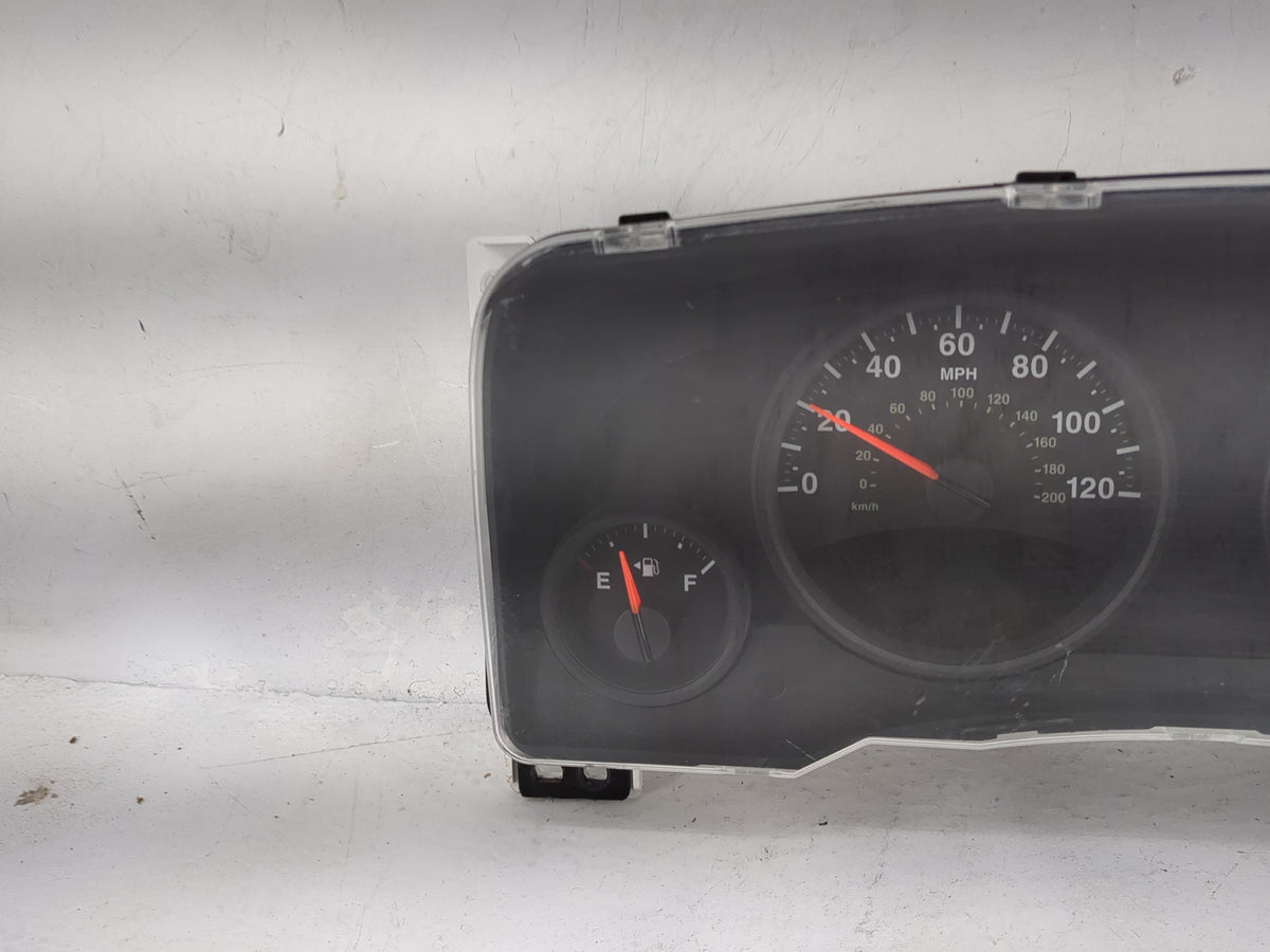 2011-2013 Jeep Patriot Instrument Cluster Speedometer Gauges P/N:68080403AF Miles:133K Fits Fits 2011 2012 2013 OEM Used Aut