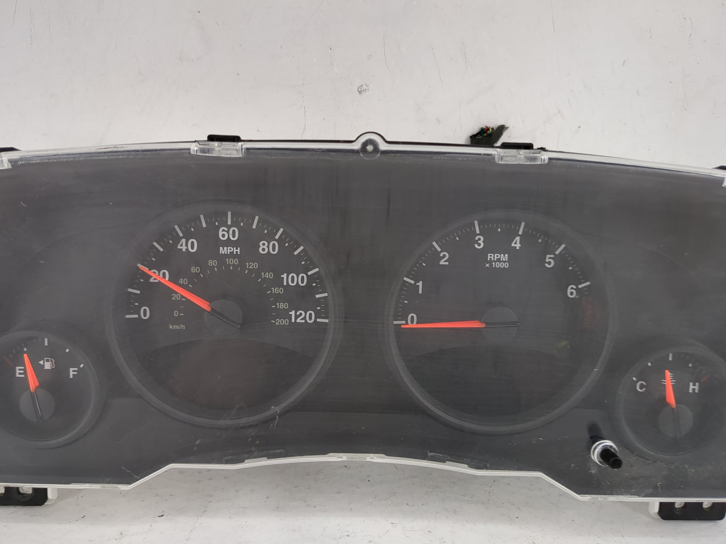2011-2013 Jeep Patriot Instrument Cluster Speedometer Gauges P/N:68080403AF Miles:133K Fits Fits 2011 2012 2013 OEM Used Aut