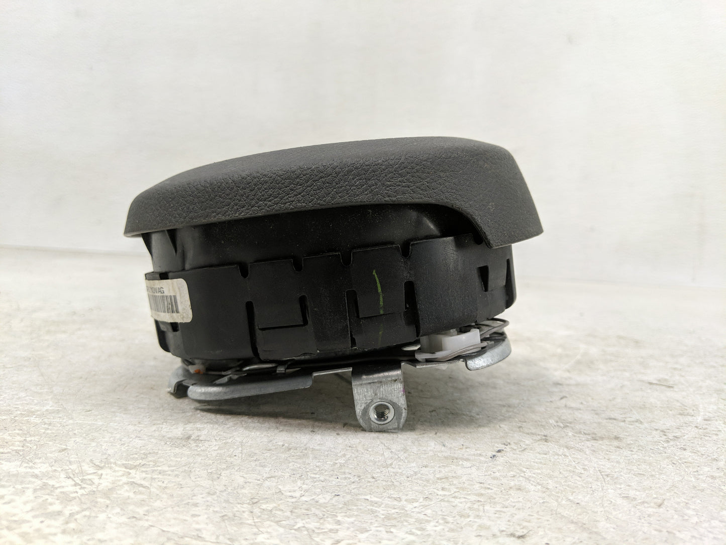 2011-2017 Jeep Patriot Air Bag Driver Left Steering Wheel Mounted Fits Fits 2011 2012 2013 2014 2015 2016 2017 OEM Used Auto