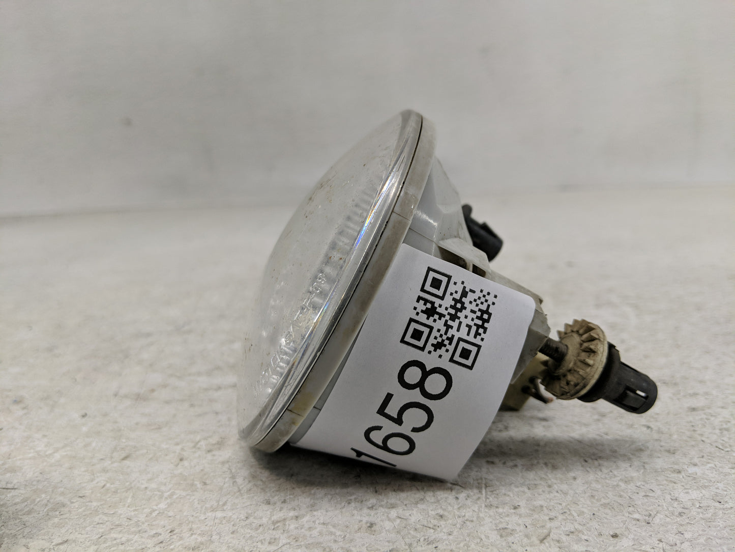 2011-2017 Jeep Patriot Passenger Right Oem Front Light Lamp - Oemusedautoparts1.com
