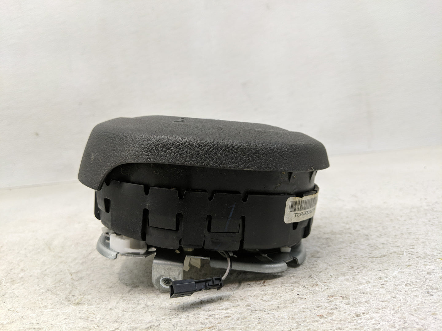 2011-2017 Jeep Patriot Air Bag Driver Left Steering Wheel Mounted P/N:P1SR37XDVAG Fits Fits 2011 2012 2013 2014 2015 2016 20
