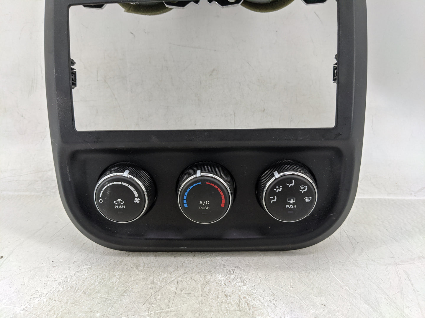 2011-2017 Jeep Patriot Climate Control Module Temperature AC/Heater Replacement P/N:P55111278AG Fits OEM Used Auto Parts - O