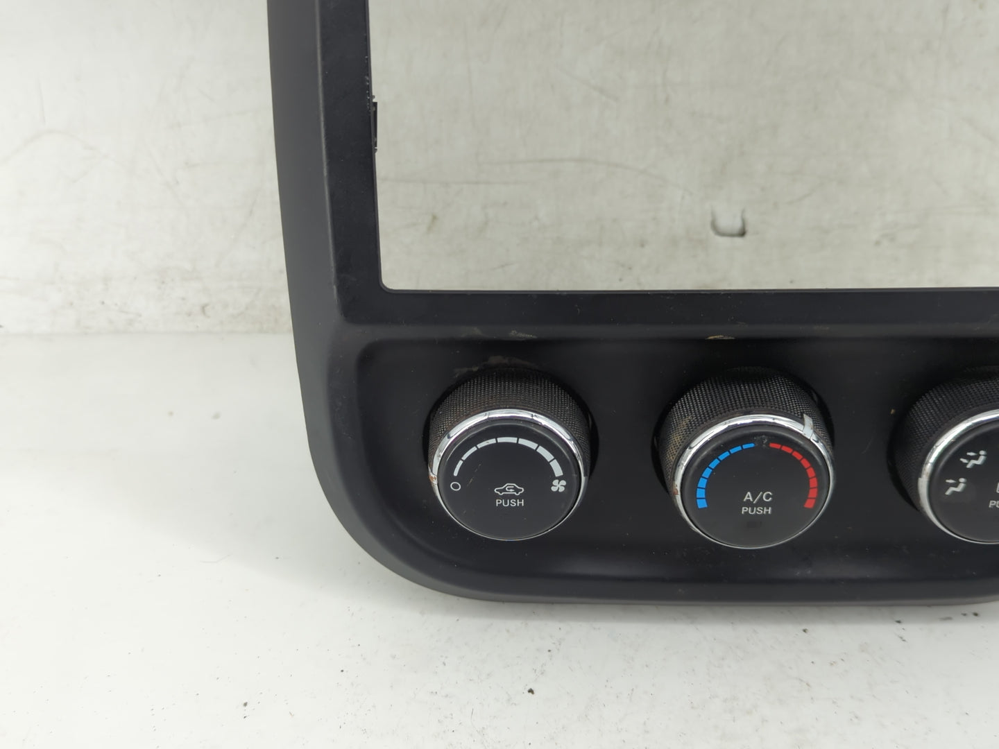 2011-2017 Jeep Patriot Climate Control Module Temperature AC/Heater Replacement P/N:P55111278AD Fits OEM Used Auto Parts - O