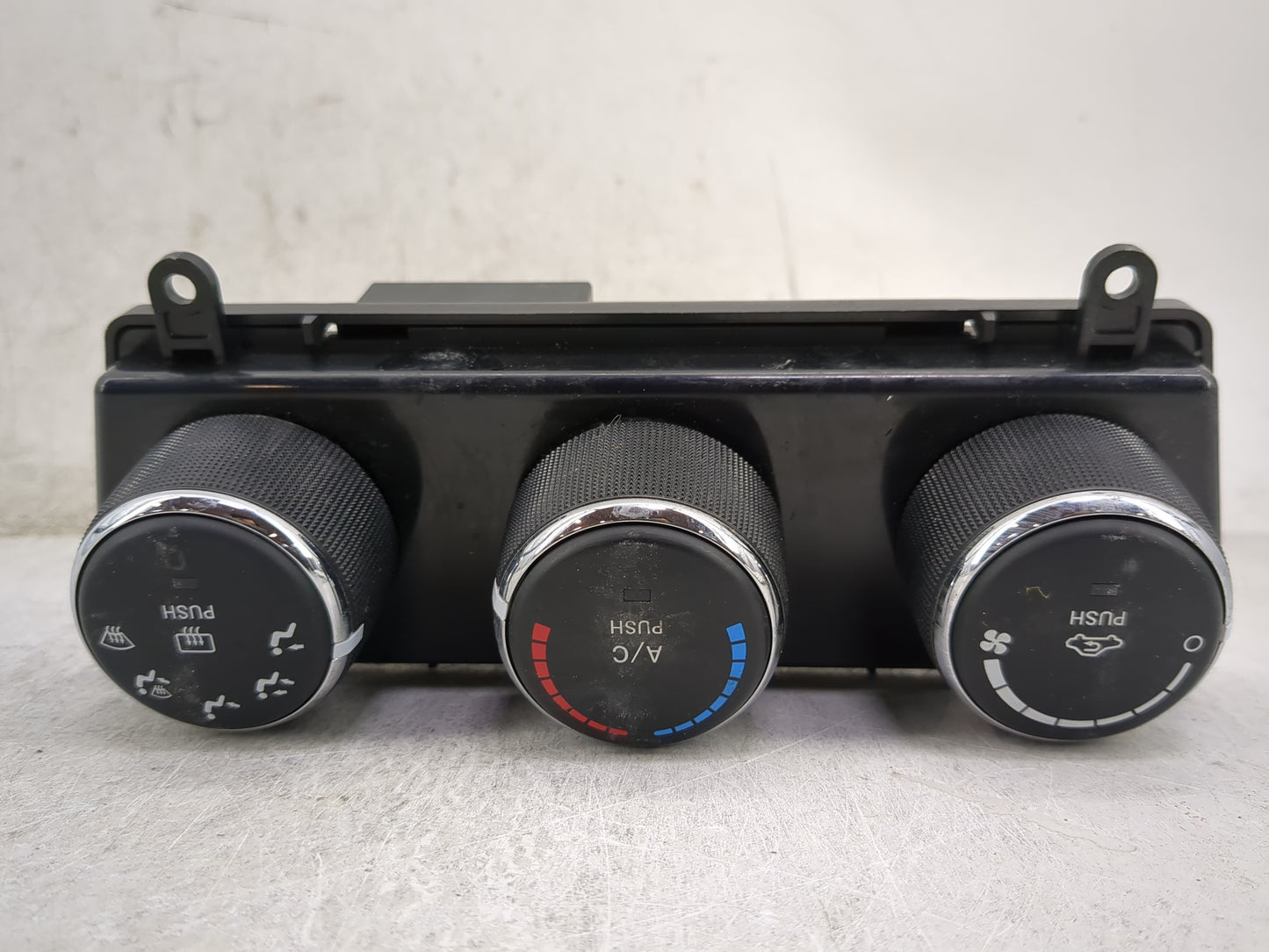 2011-2017 Jeep Patriot Climate Control Module Temperature AC/Heater Replacement P/N:P55111278AF Fits OEM Used Auto Parts - O