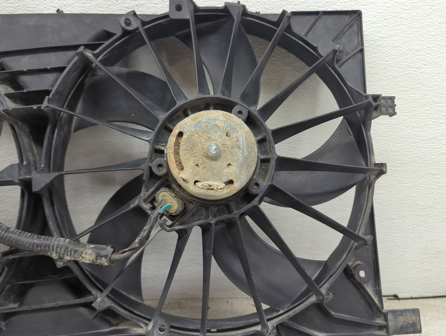 2007-2017 Jeep Patriot Electric Radiator Cooling Fan Motor Assembly Fits OEM Used Auto Parts - Oemusedautoparts1.com