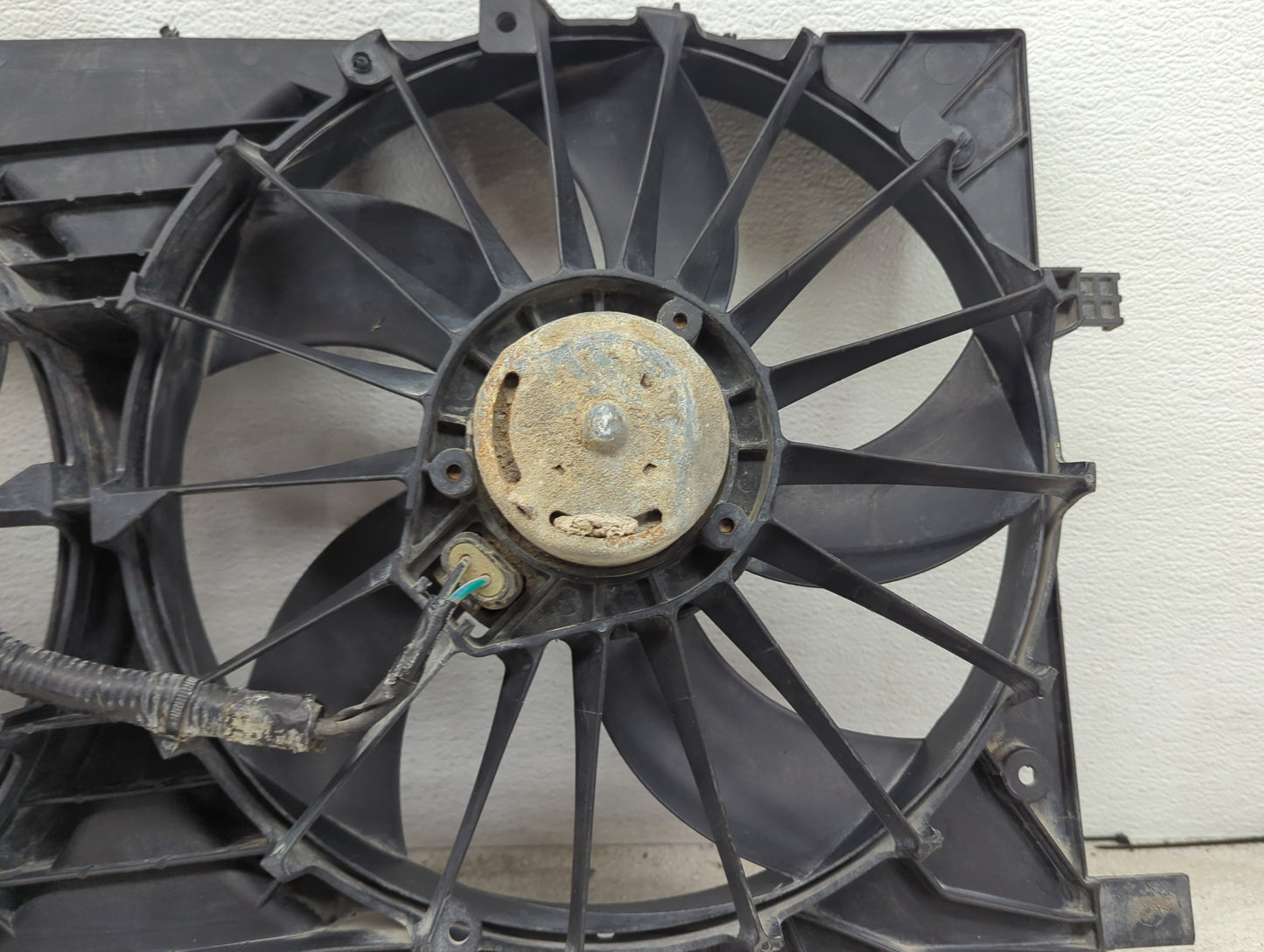 2007-2017 Jeep Patriot Electric Radiator Cooling Fan Motor Assembly Fits OEM Used Auto Parts - Oemusedautoparts1.com