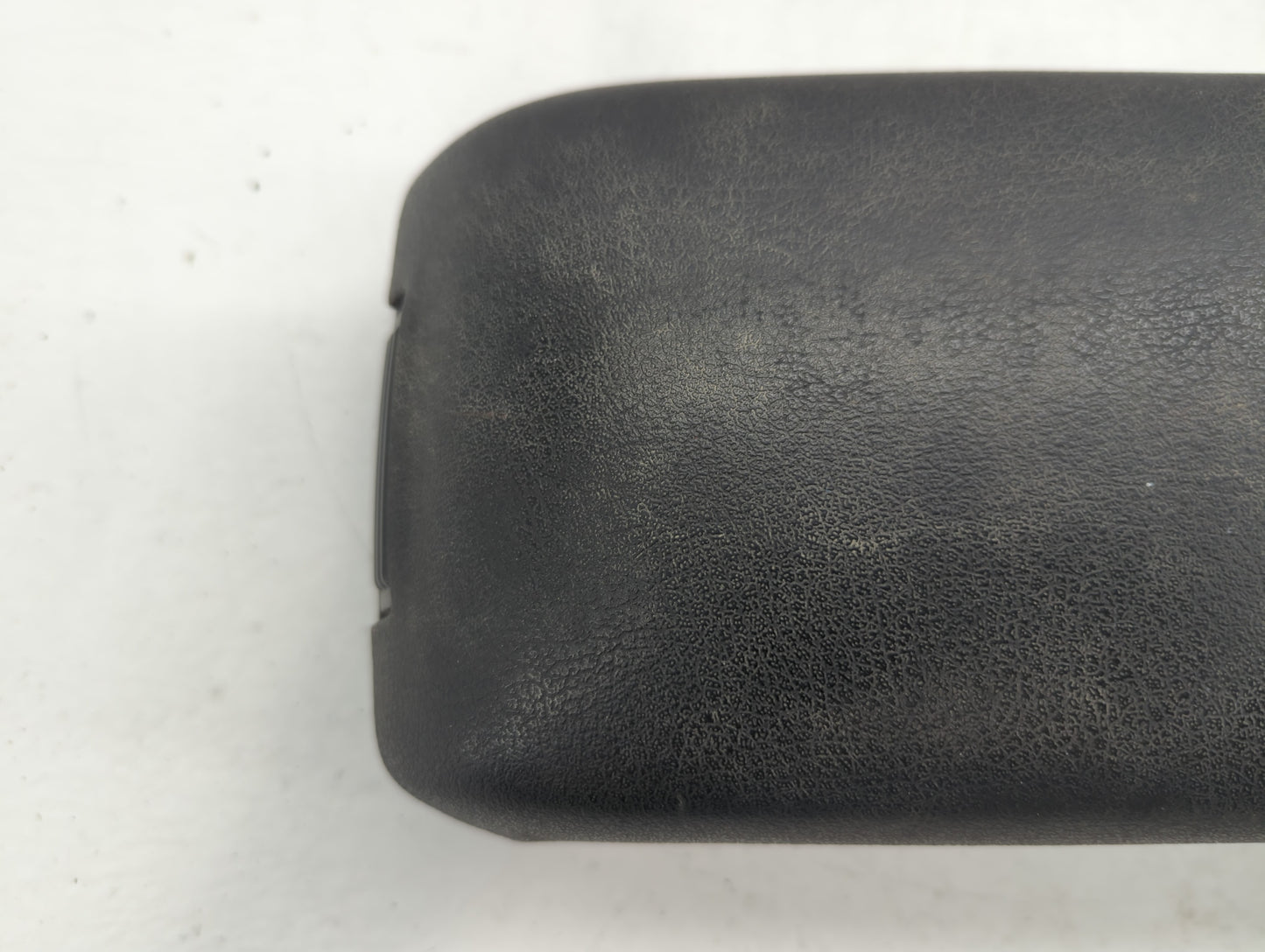 2013 Jeep Patriot Center Console Armrest Cover Lid Black - Oemusedautoparts1.com