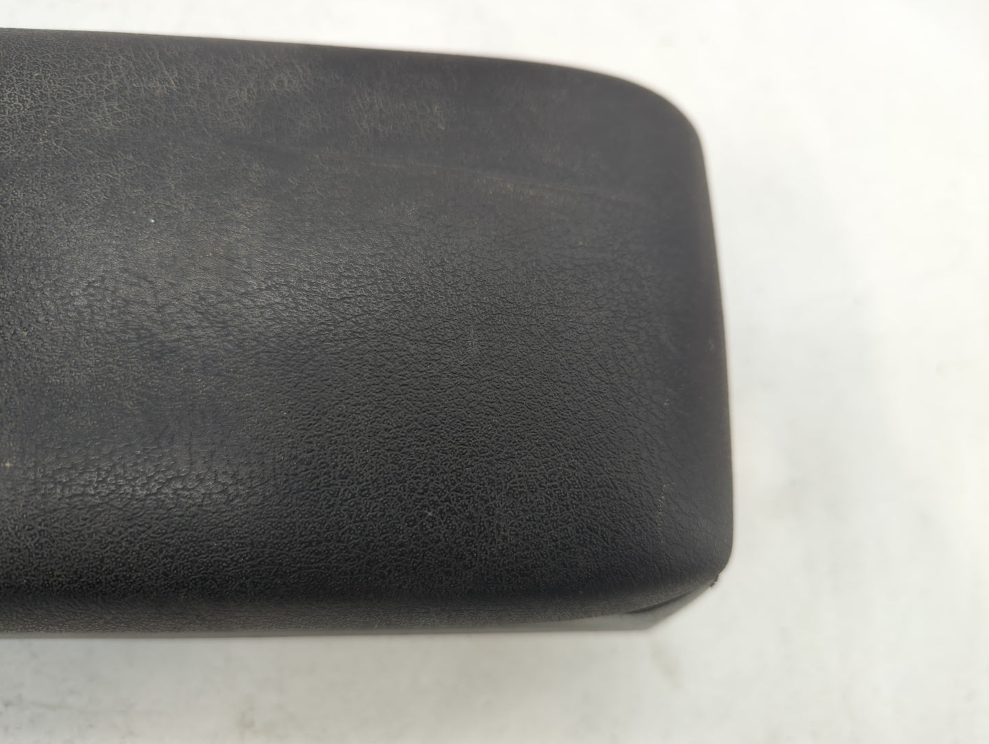 2013 Jeep Patriot Center Console Armrest Cover Lid Black - Oemusedautoparts1.com