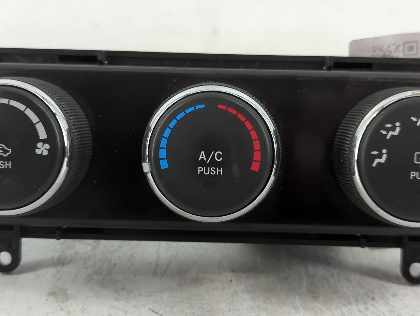 2011-2017 Jeep Patriot Climate Control Module Temperature AC/Heater Replacement P/N:P55111278AD Fits OEM Used Auto Parts - O
