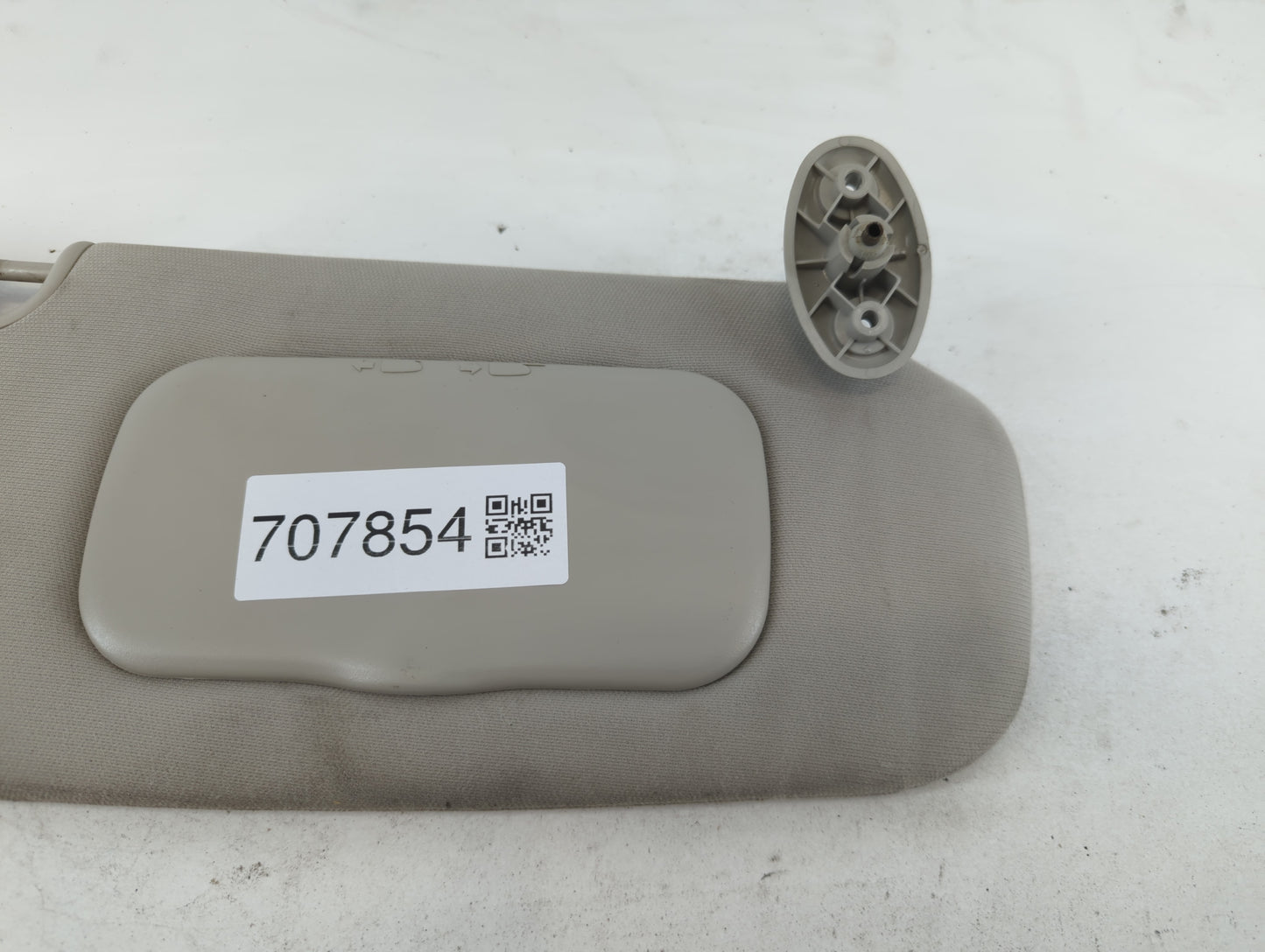 2010-2017 Jeep Patriot Sun Visor Shade Replacement Passenger Right Mirror Fits Fits 2010 2011 2012 2013 2014 2015 2016 2017 