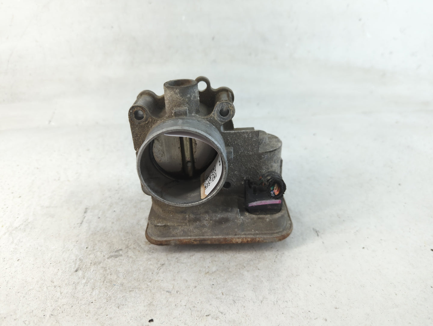 2007-2017 Jeep Patriot Throttle Body Fits Fits 2007 2008 2009 2010 2011 2012 2013 2014 2015 2016 2017 2018 OEM Used Auto Par