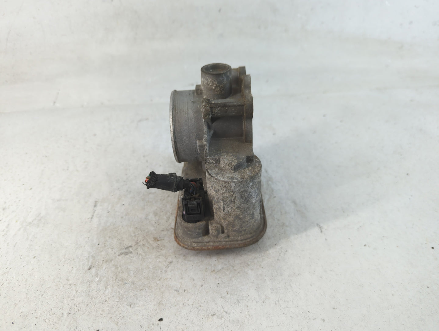 2007-2017 Jeep Patriot Throttle Body Fits Fits 2007 2008 2009 2010 2011 2012 2013 2014 2015 2016 2017 2018 OEM Used Auto Par