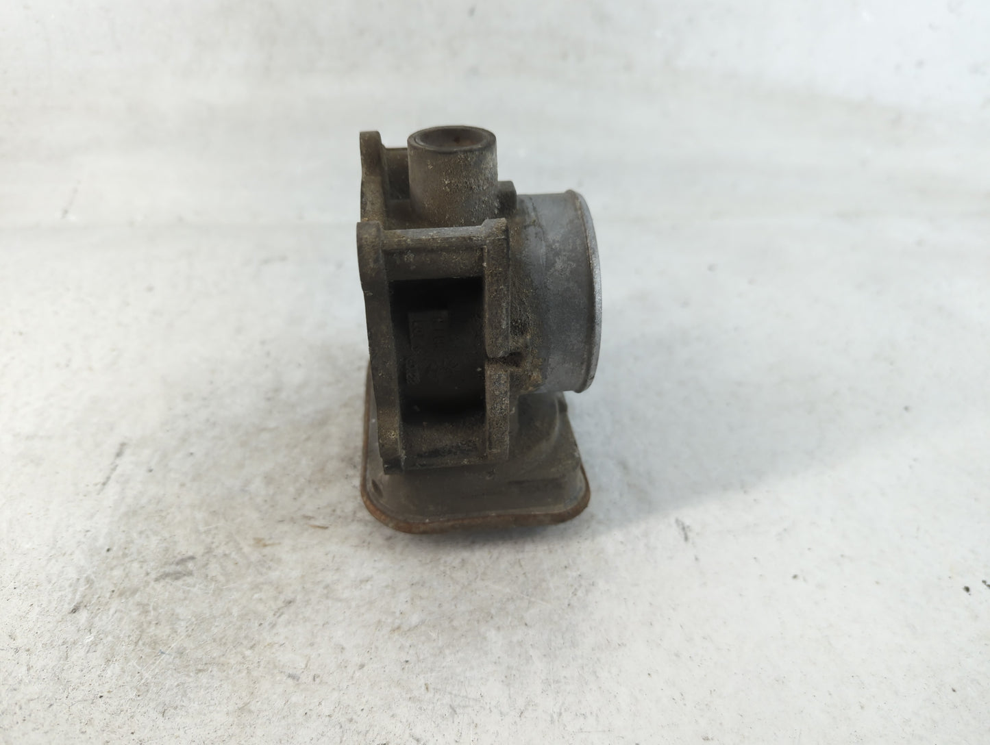 2007-2017 Jeep Patriot Throttle Body Fits Fits 2007 2008 2009 2010 2011 2012 2013 2014 2015 2016 2017 2018 OEM Used Auto Par