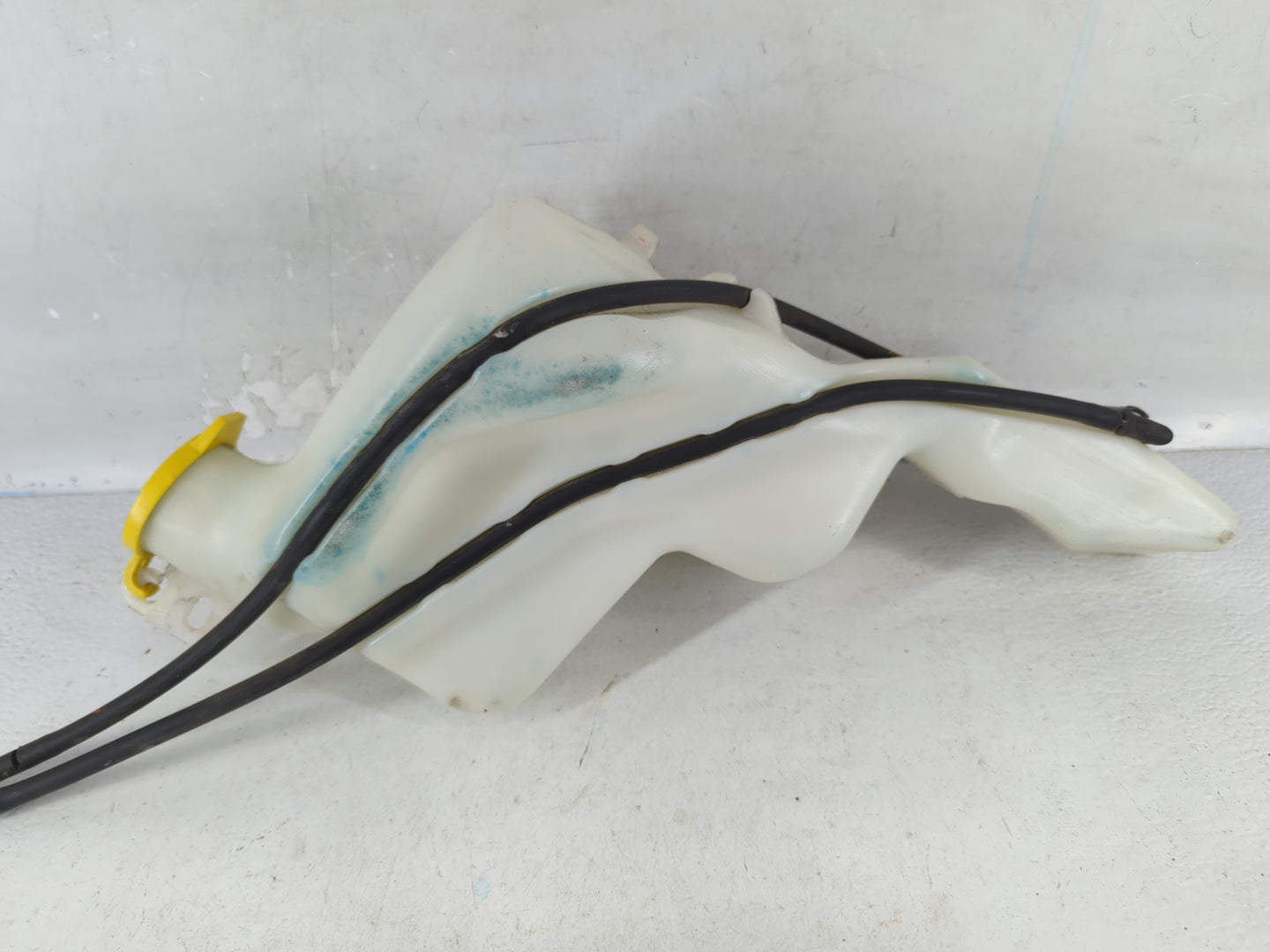 2007-2017 Jeep Patriot Windshield Washer Fluid Reservoir Bottle Oem - Oemusedautoparts1.com