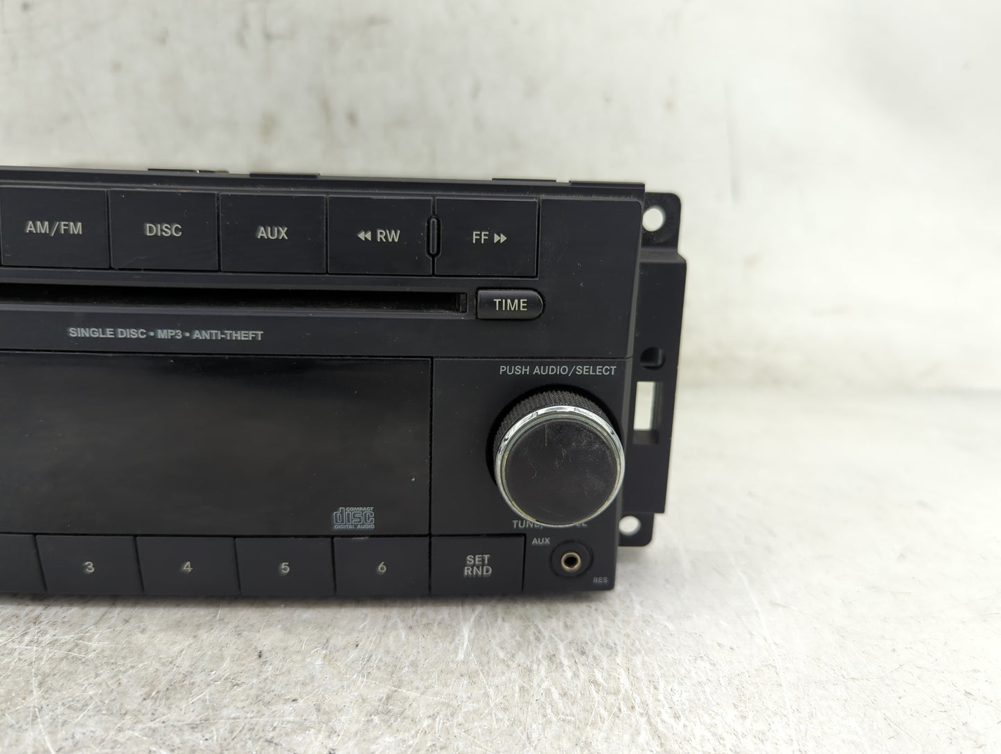 2012-2014 Jeep Wrangler Radio AM FM Cd Player Receiver Replacement P/N:P05091196AC Fits Fits 2012 2013 2014 OEM Used Auto Pa
