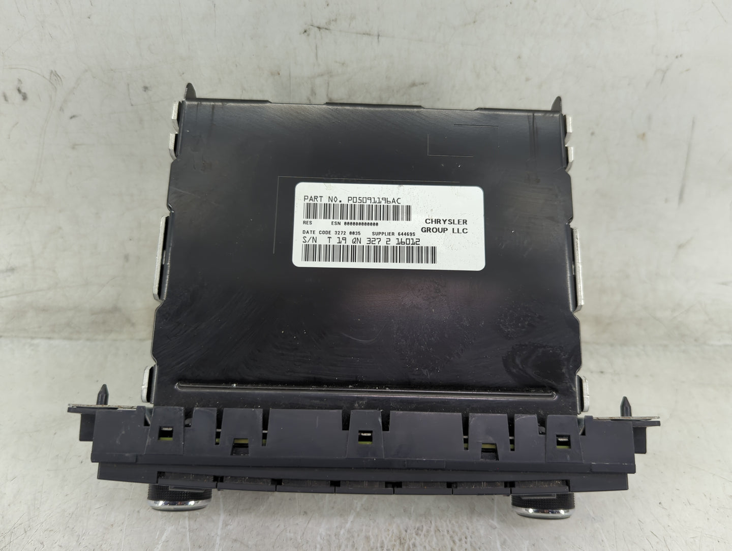 2012-2014 Jeep Wrangler Radio AM FM Cd Player Receiver Replacement P/N:P05091196AC Fits Fits 2012 2013 2014 OEM Used Auto Pa