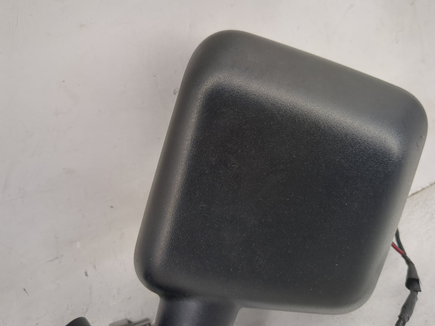 2011-2013 Jeep Wrangler Passenger Side View Mirror - Right Door Mirror OEM Used - Oemusedautoparts1.com
