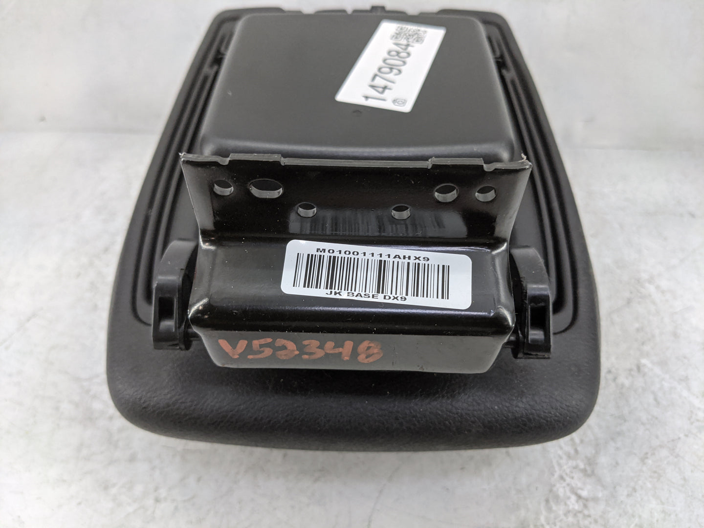 2011-2018 Jeep Wrangler Center Console Armrest Cover Lid P/N:M01001111AHX9 Fits Fits 2011 2012 2013 2014 2015 2016 2017 2018