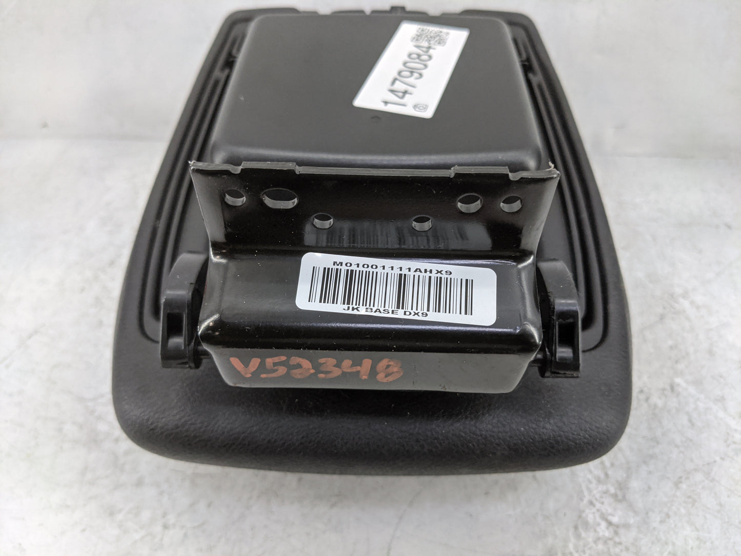 2011-2018 Jeep Wrangler Center Console Armrest Cover Lid P/N:M01001111AHX9 Fits Fits 2011 2012 2013 2014 2015 2016 2017 2018