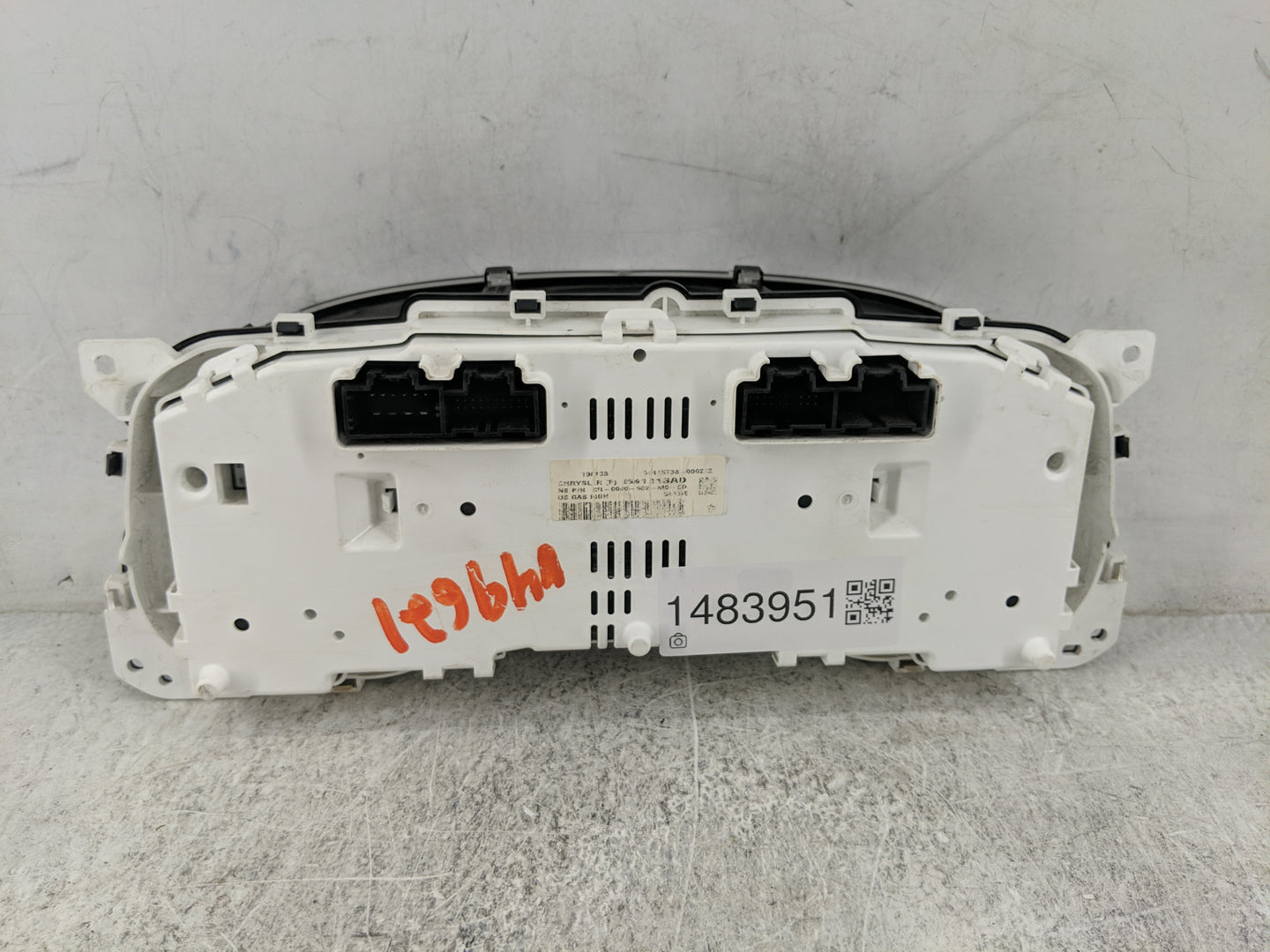 2013 Jeep Wrangler Instrument Cluster Speedometer Gauges P/N:05091113AD P05091113AD Miles: Fits OEM Used Auto Parts - Oemuse