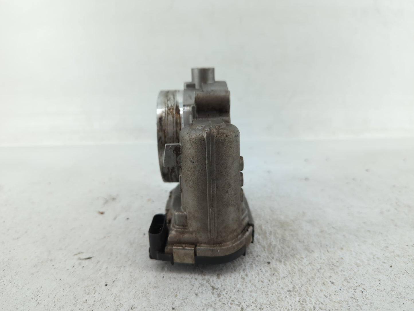 2012-2018 Jeep Wrangler Throttle Body P/N:05184349AF 05184349AE Fits OEM Used Auto Parts - Oemusedautoparts1.com