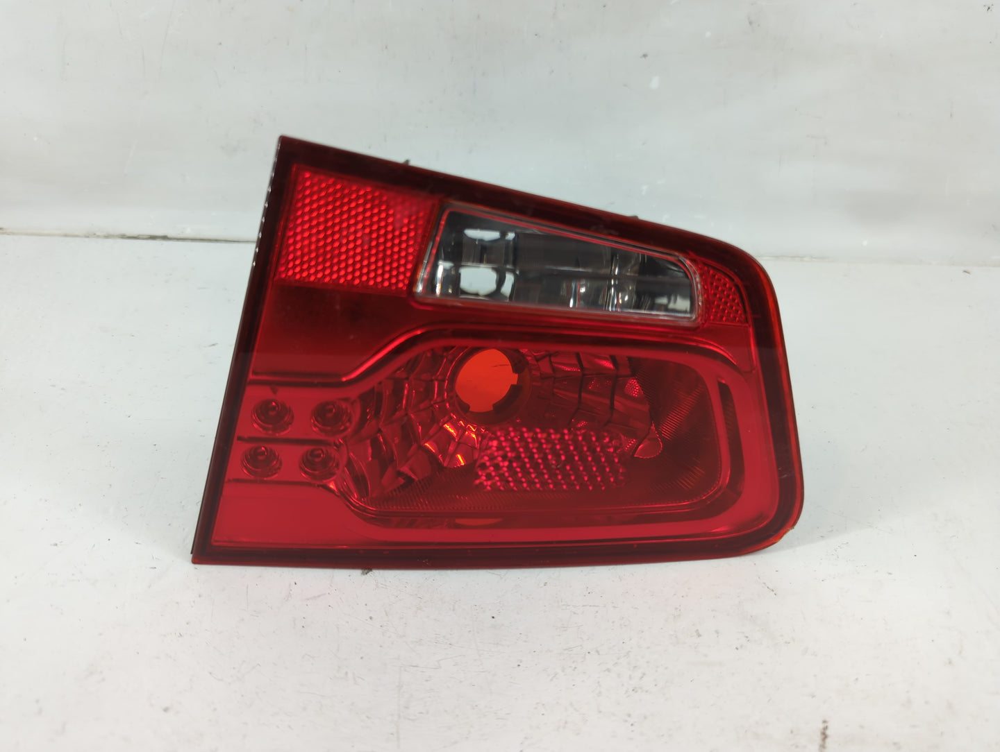 2010-2013 Kia Forte Tail Light Assembly Passenger Right OEM P/N:92404-1M0 Fits Fits 2010 2011 2012 2013 OEM Used Auto Parts 