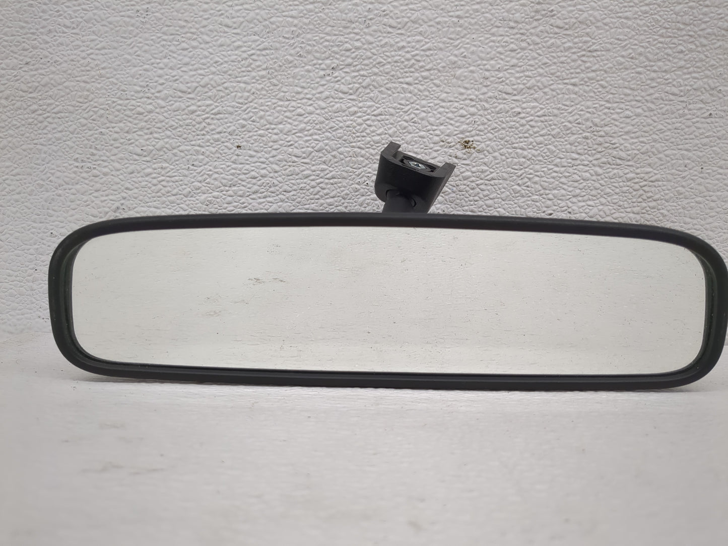 2010-2019 Kia Forte Interior Rear View Mirror Replacement OEM P/N:E4012143 Fits OEM Used Auto Parts - Oemusedautoparts1.com