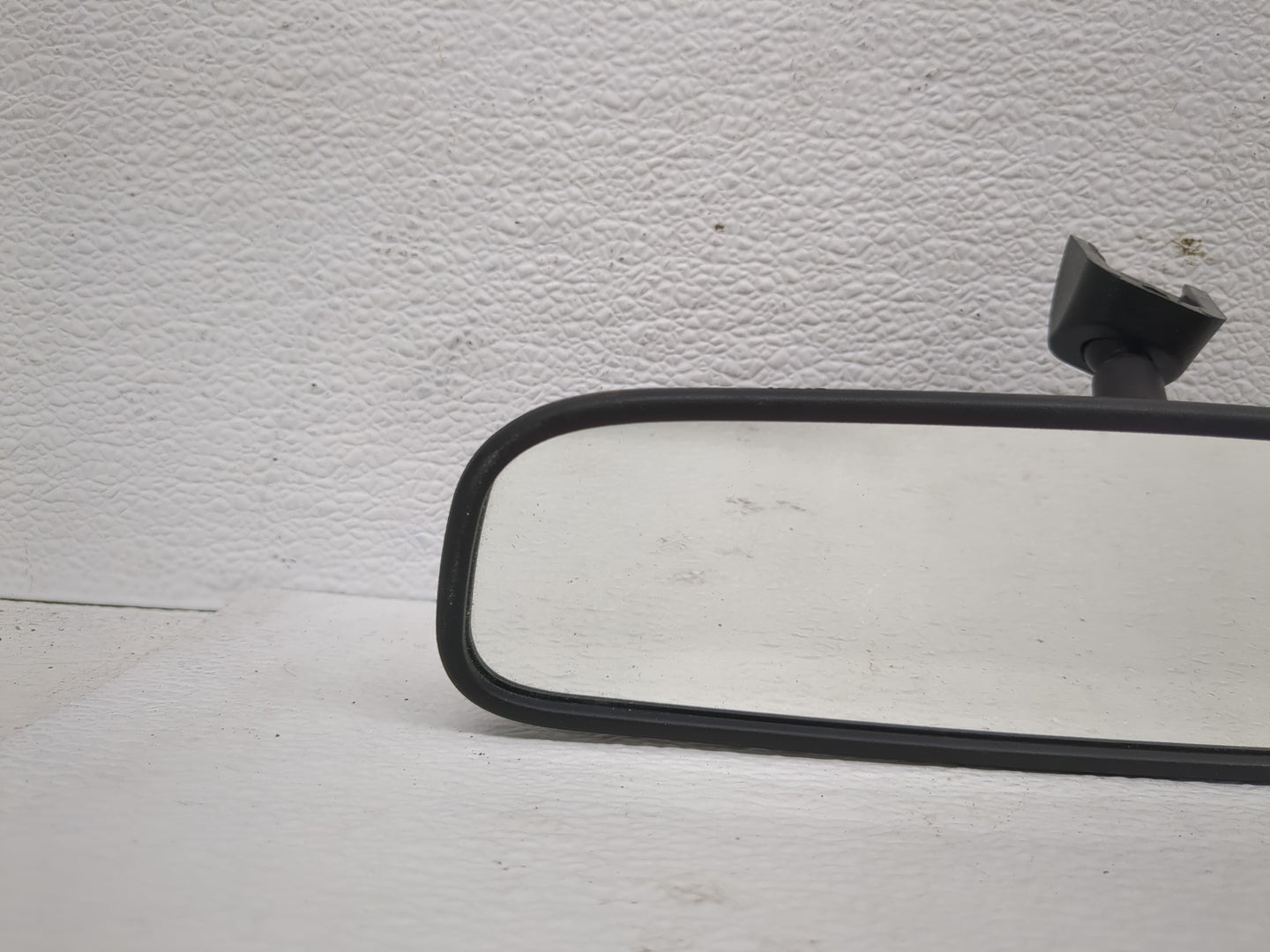 2010-2019 Kia Forte Interior Rear View Mirror Replacement OEM P/N:E4012143 Fits OEM Used Auto Parts - Oemusedautoparts1.com