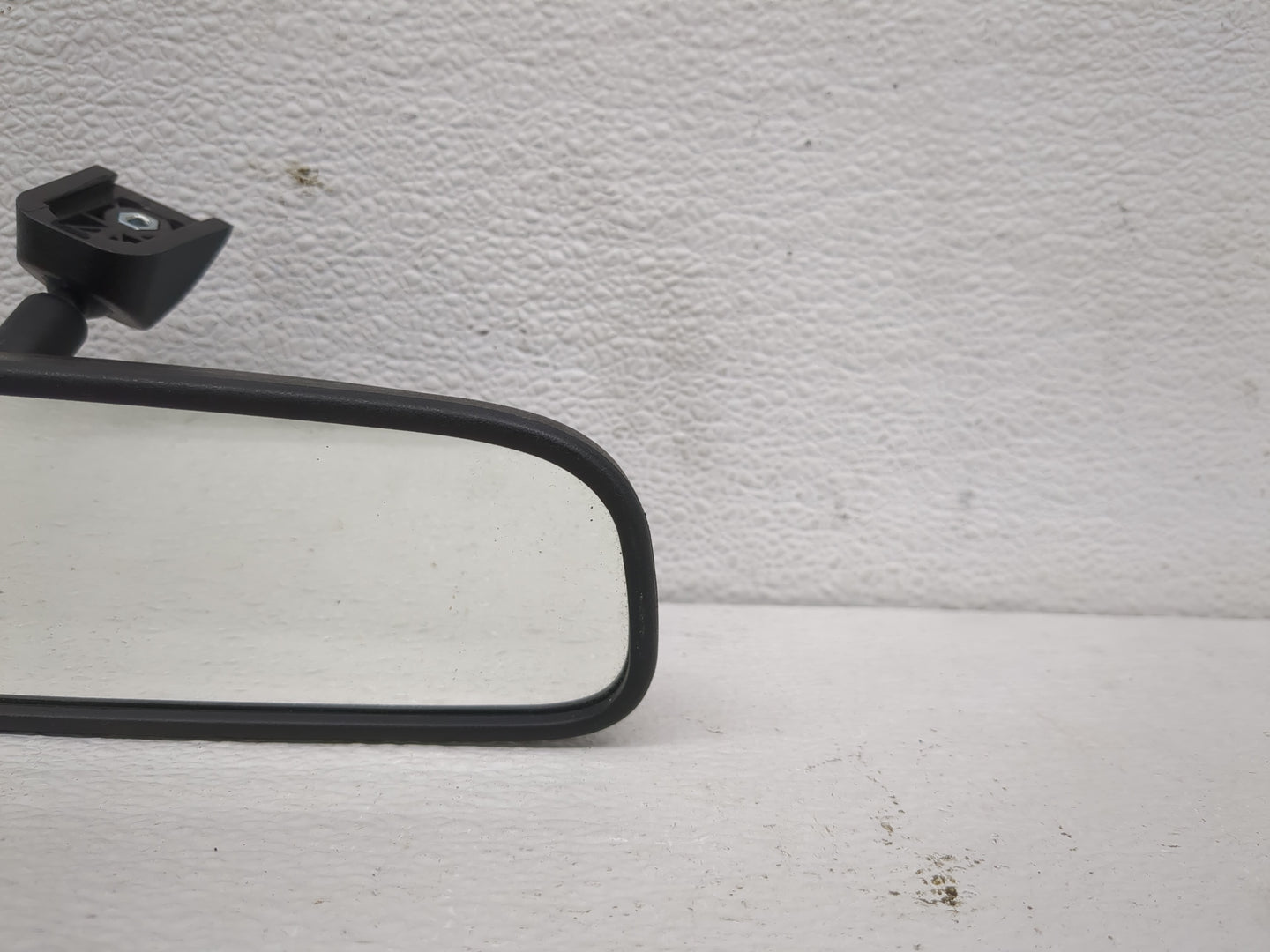 2010-2019 Kia Forte Interior Rear View Mirror Replacement OEM P/N:E4012143 Fits OEM Used Auto Parts - Oemusedautoparts1.com