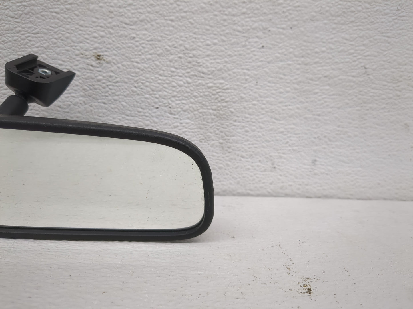 2010-2019 Kia Forte Interior Rear View Mirror Replacement OEM P/N:E4012143 Fits OEM Used Auto Parts - Oemusedautoparts1.com