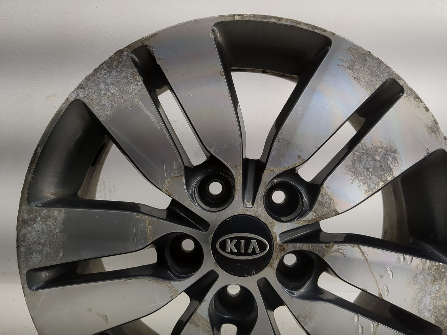 2013-2013 Kia Forte Oem Wheel Rim 1275697 - Oemusedautoparts1.com