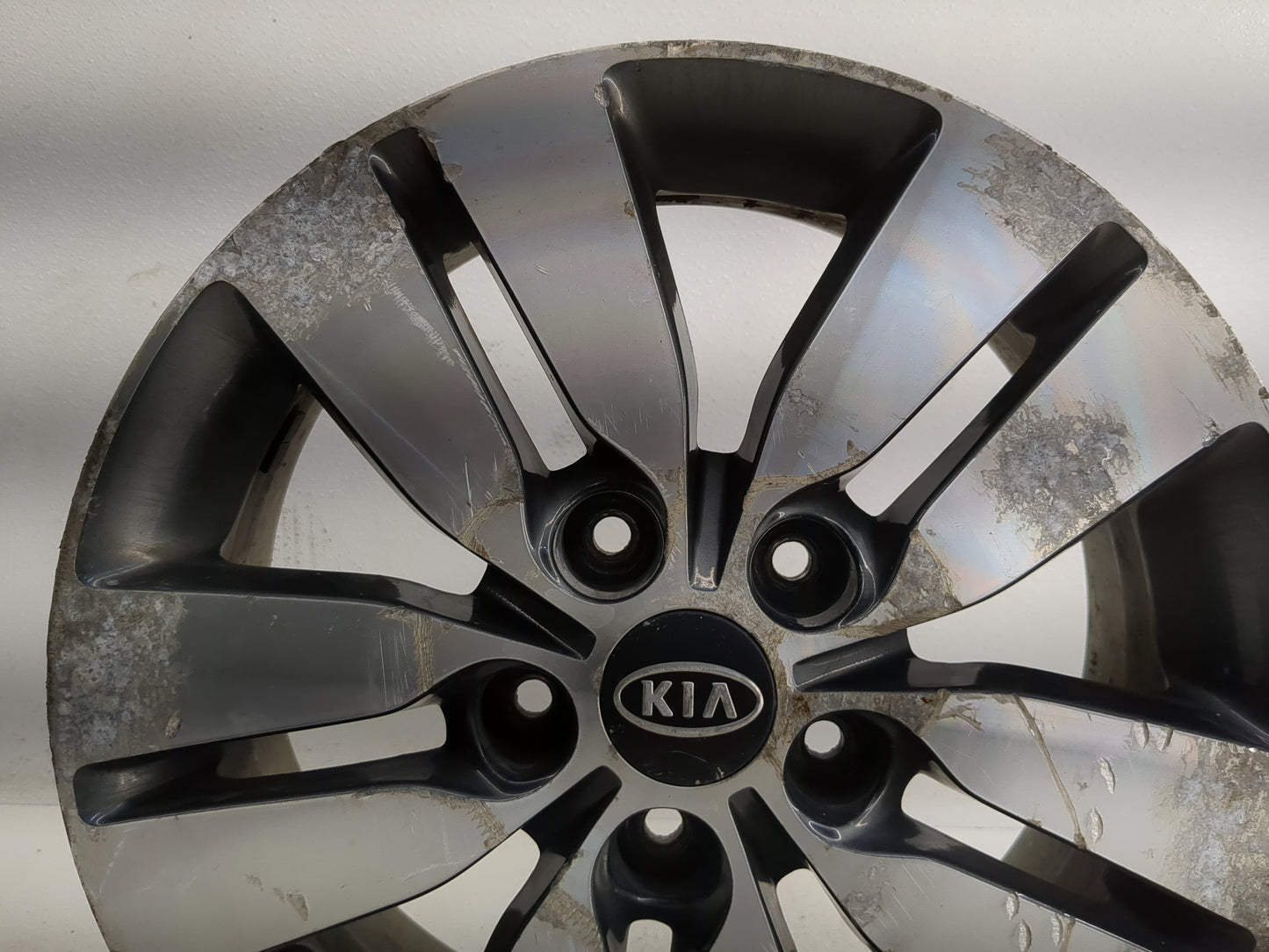 2013-2013 Kia Forte Oem Wheel Rim 1275697 - Oemusedautoparts1.com