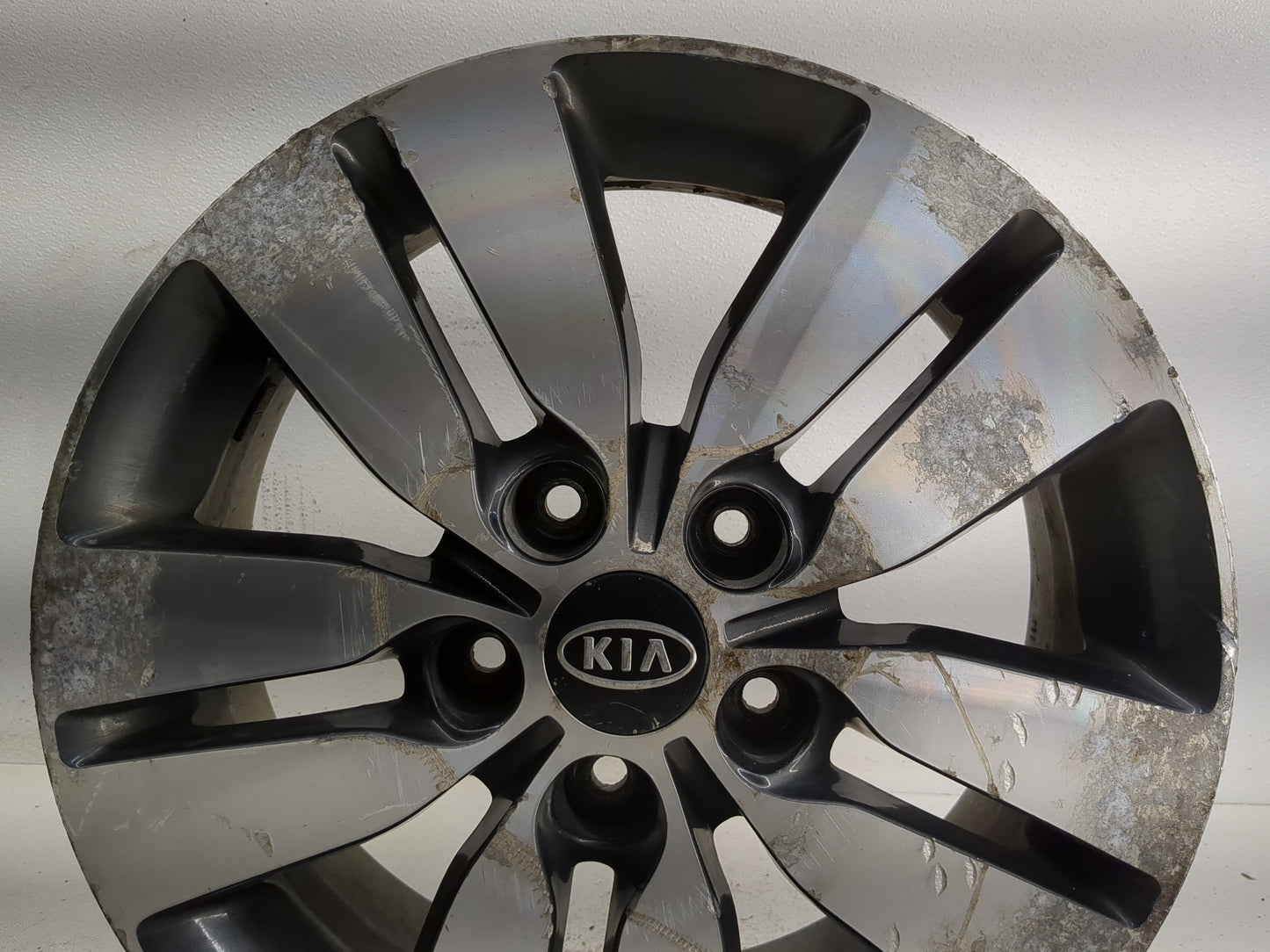 2013-2013 Kia Forte Oem Wheel Rim 1275697 - Oemusedautoparts1.com