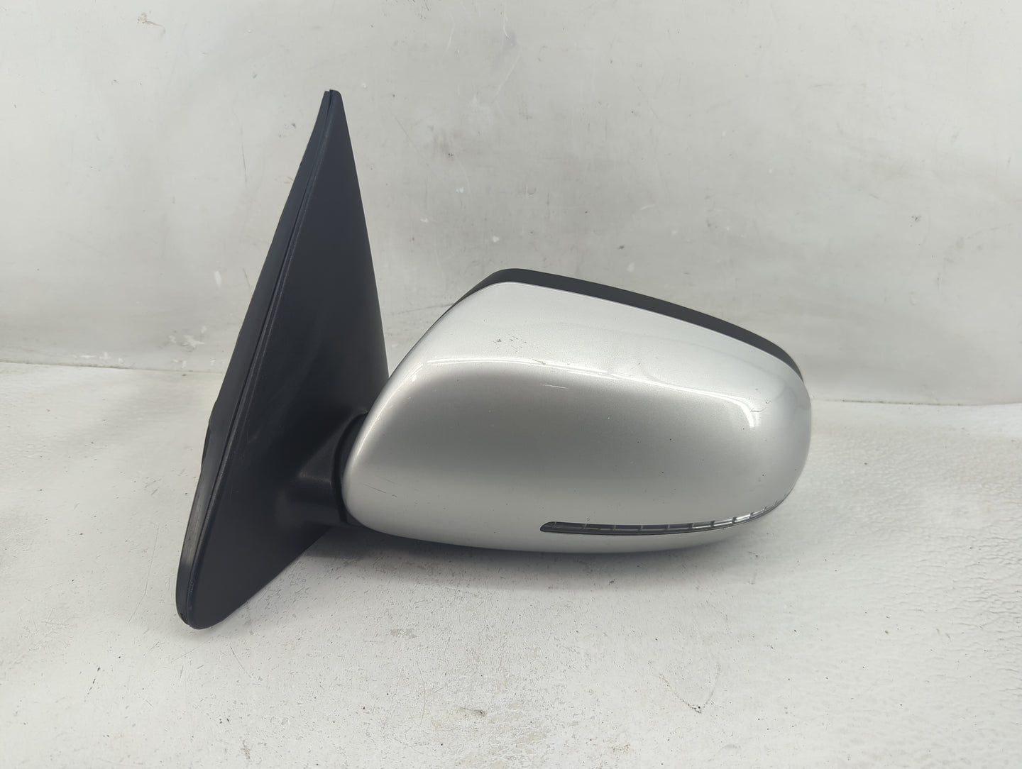 2013 Kia Forte Driver Side View Mirror - Left Door Mirror OEM Used - Oemusedautoparts1.com