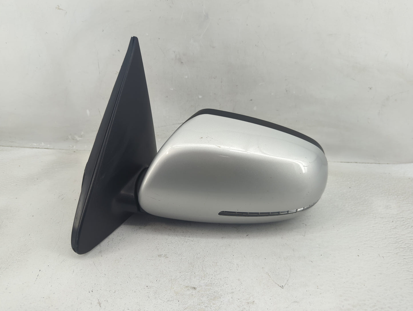 2013 Kia Forte Driver Side View Mirror - Left Door Mirror OEM Used - Oemusedautoparts1.com