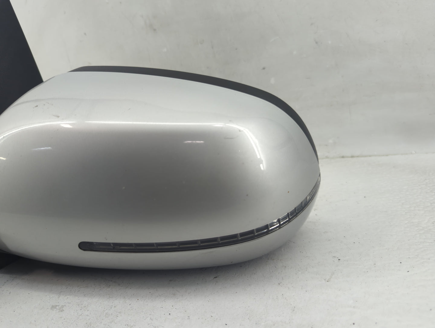 2013 Kia Forte Driver Side View Mirror - Left Door Mirror OEM Used - Oemusedautoparts1.com
