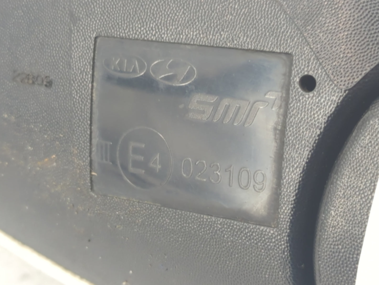 2013 Kia Forte Driver Side View Mirror - Left Door Mirror OEM Used - Oemusedautoparts1.com