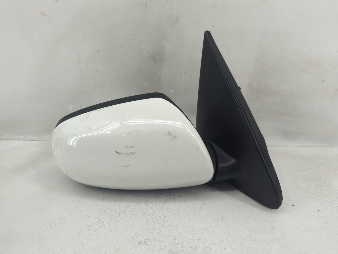 2010-2013 Kia Forte Passenger Side View Mirror - Right Door Mirror OEM Used - Oemusedautoparts1.com