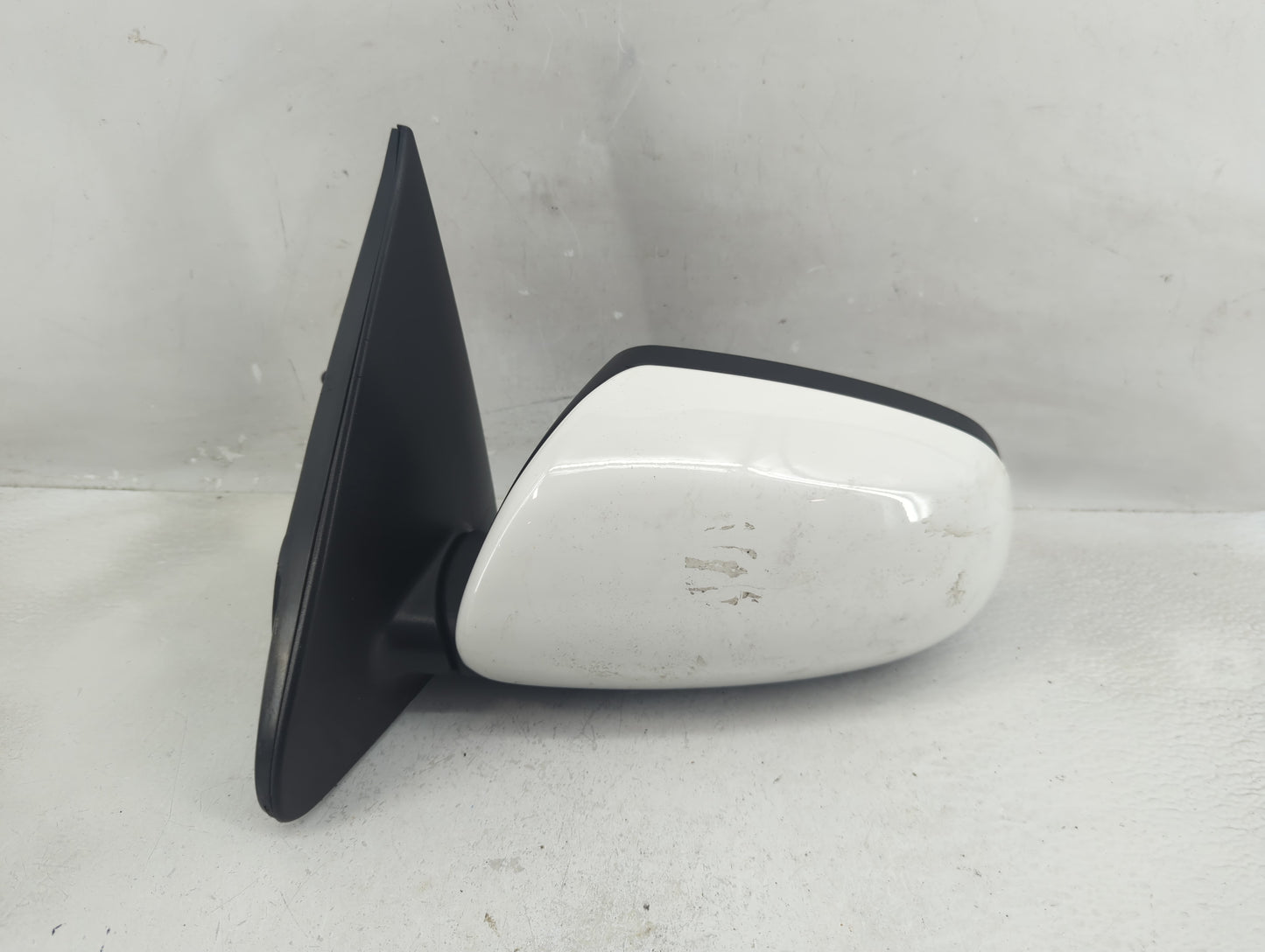2010-2013 Kia Forte Driver Side View Mirror - Left Door Mirror OEM Used - Oemusedautoparts1.com