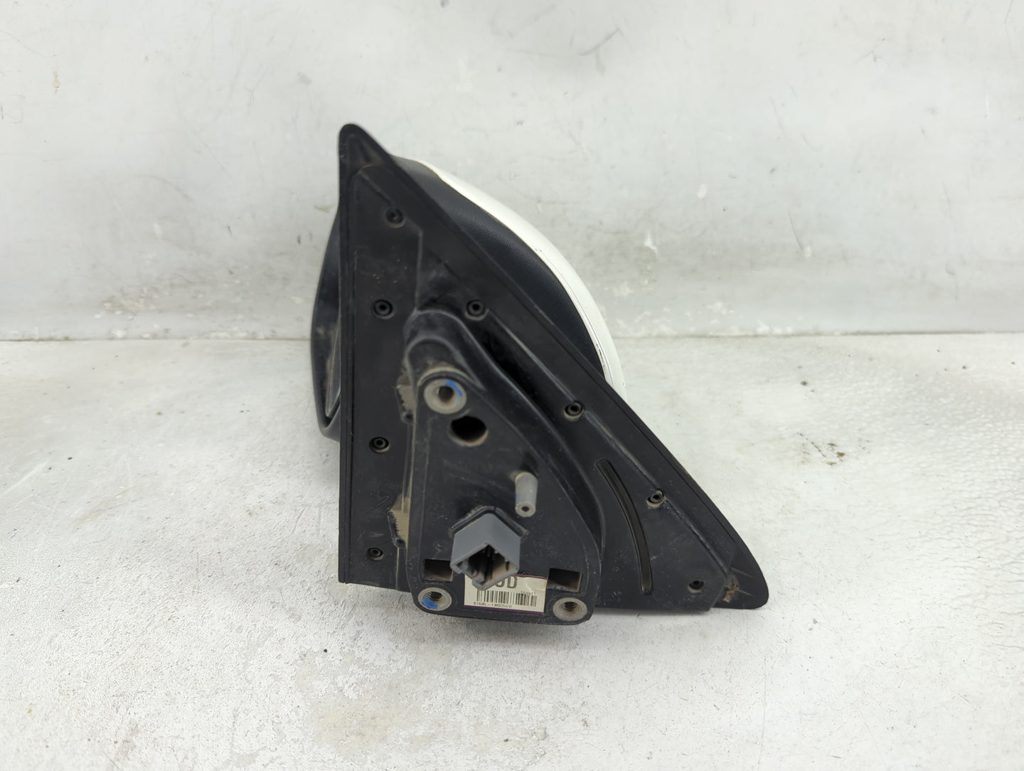Kia Forte Driver Left Side View Power Door Mirror White - Oemusedautoparts1.com