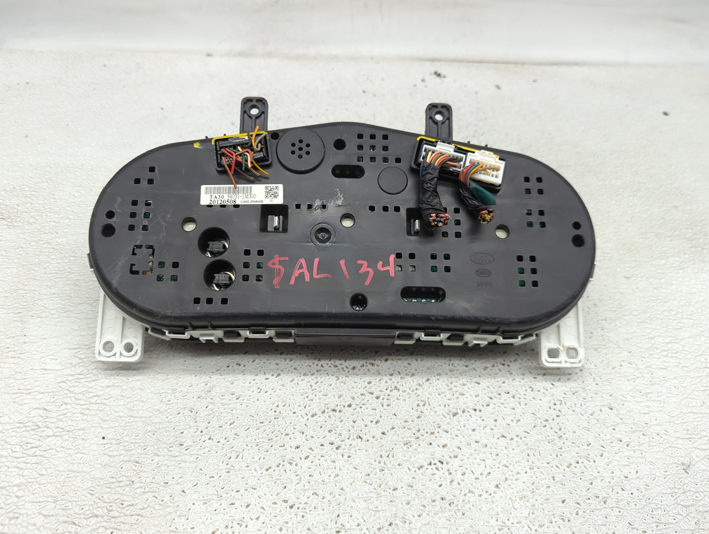 2013 Kia Forte Instrument Cluster Speedometer Gauges P/N:94031-1M300 Miles: Fits OEM Used Auto Parts - Oemusedautoparts1.com