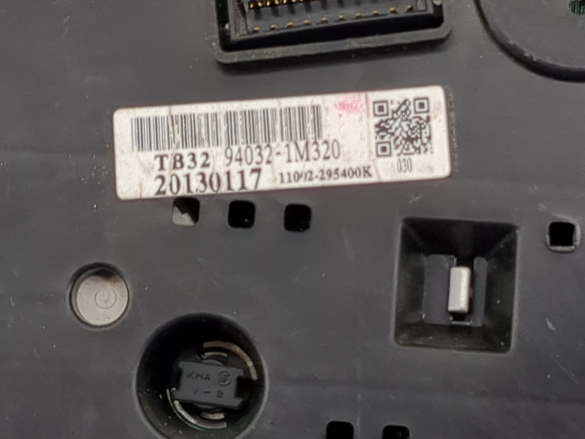 2011-2013 Kia Forte Instrument Cluster Speedometer Gauges P/N:94032-1M320 Miles: Fits Fits 2011 2012 2013 OEM Used Auto Part