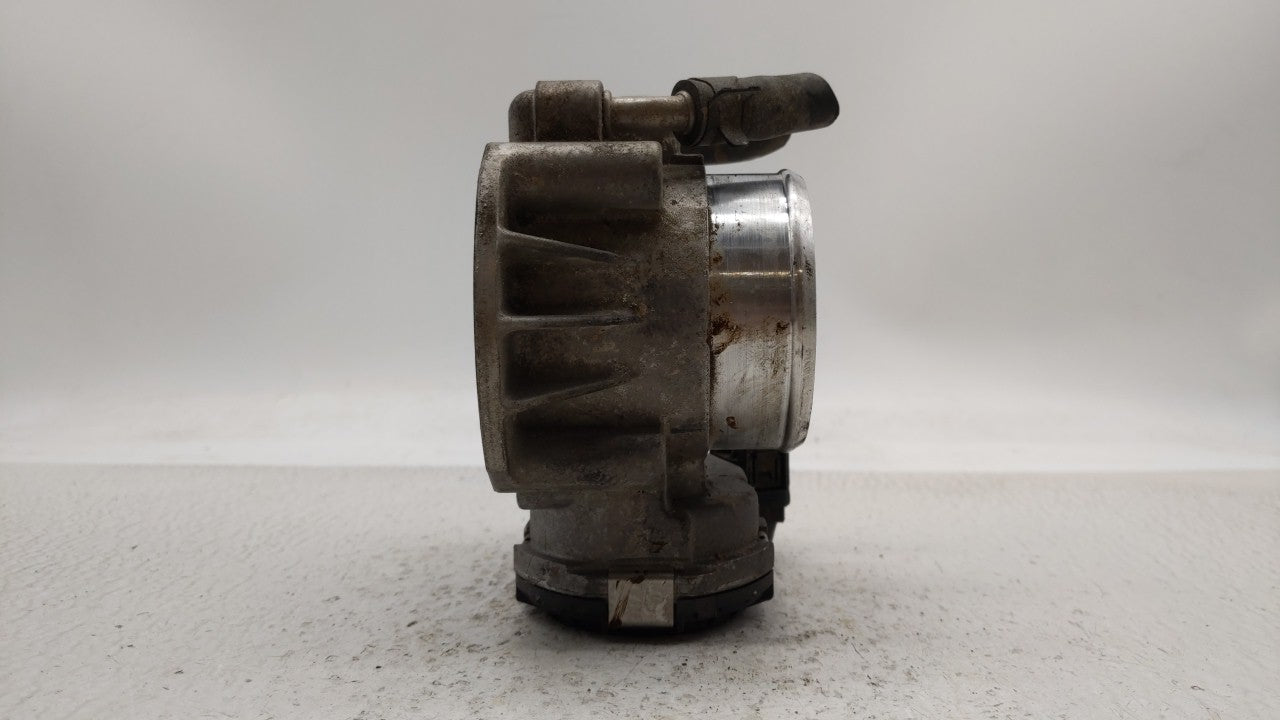 2010-2013 Kia Forte Throttle Body P/N:35100-2G200 Fits Fits 2010 2011 2012 2013 OEM Used Auto Parts - Oemusedautoparts1.com