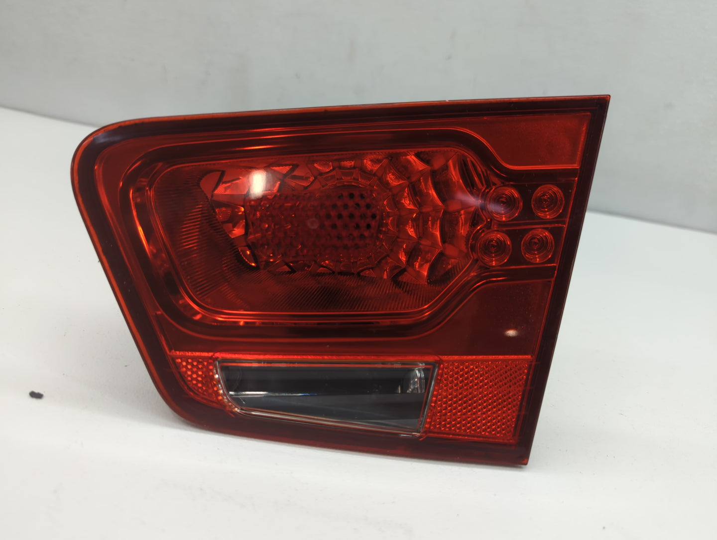 2010-2013 Kia Forte Tail Light Assembly Passenger Right OEM P/N:92404-1M0 Fits Fits 2010 2011 2012 2013 OEM Used Auto Parts 