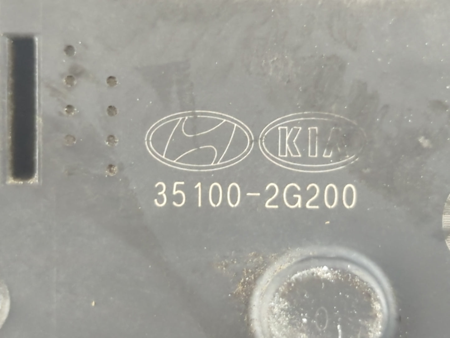 2010-2013 Kia Forte Throttle Body P/N:35100-2G200 Fits Fits 2010 2011 2012 2013 OEM Used Auto Parts - Oemusedautoparts1.com